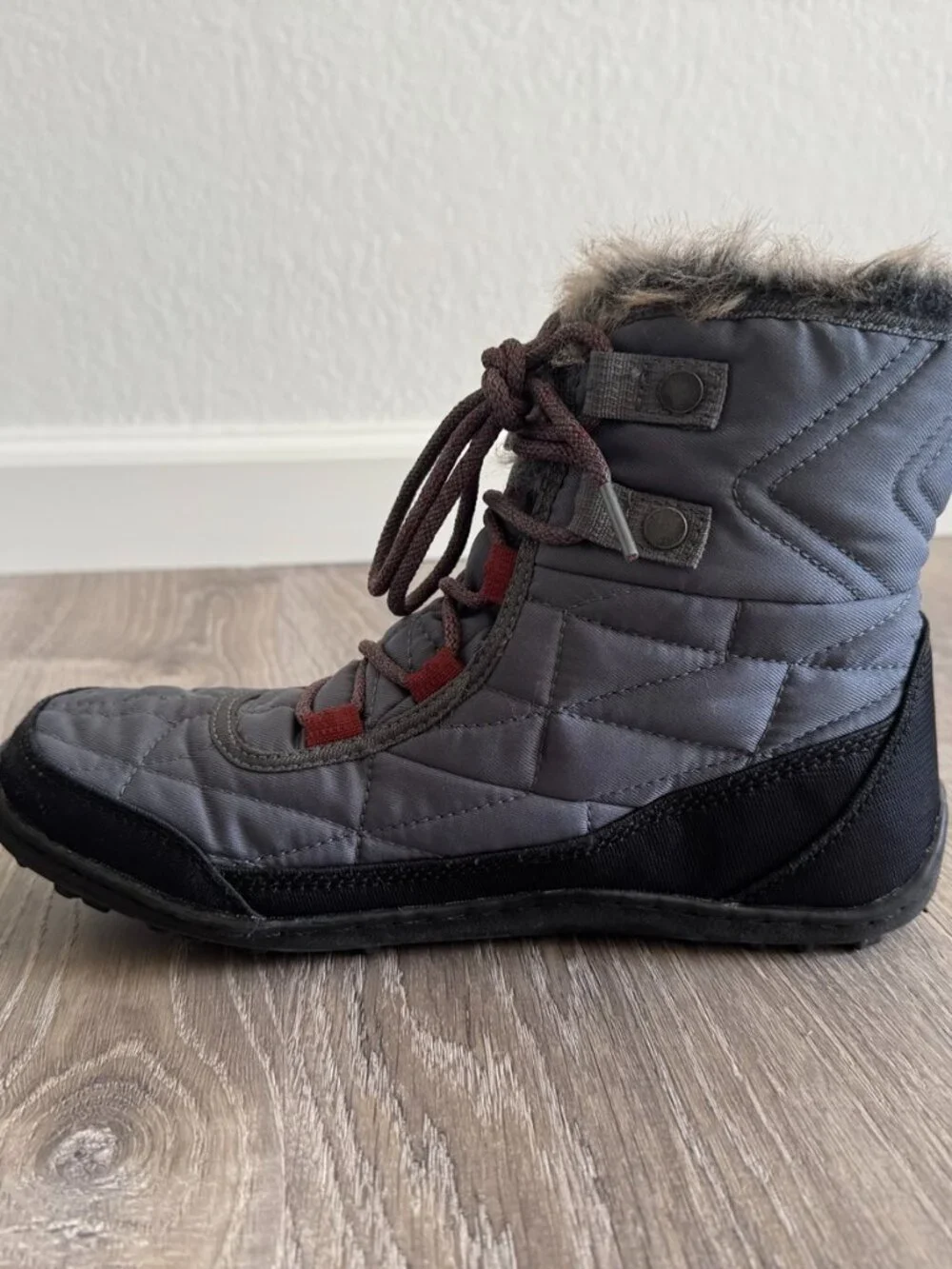 Columbia Minx Shorty III Boot | Winter Snow Mid Boot | Women’s Size 8.5